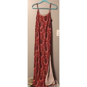 American Eagle Bohemian Maxi Dress | Large | Burgundy